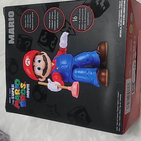 Mario 5 " Figure with Plunger - Picture 3 of 3